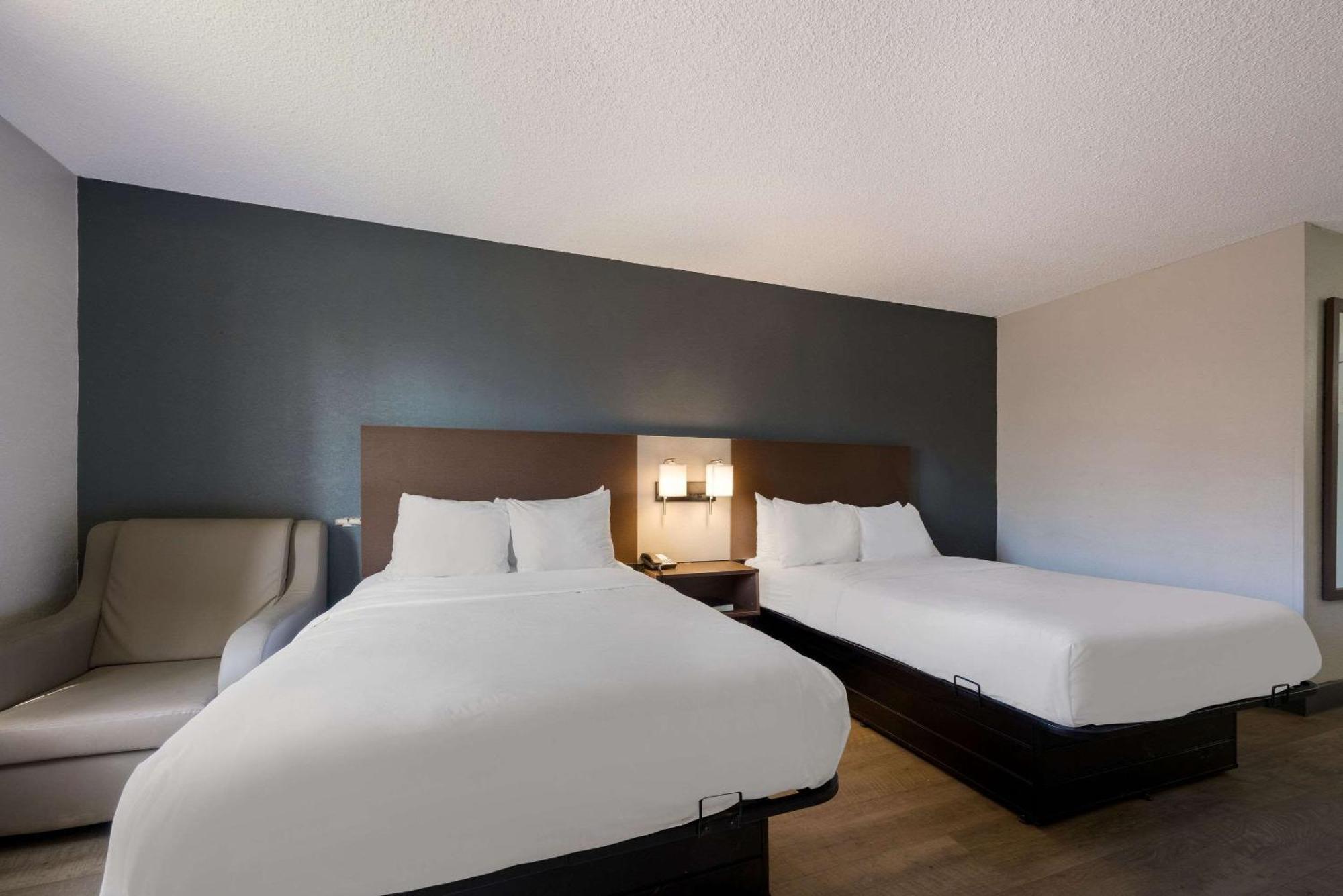 Quality Inn University Area Farmville Extérieur photo