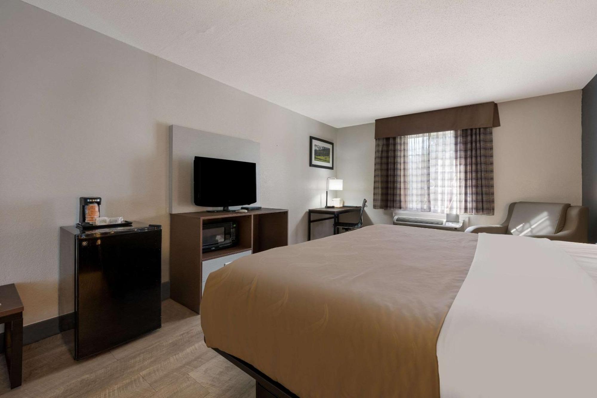 Quality Inn University Area Farmville Extérieur photo