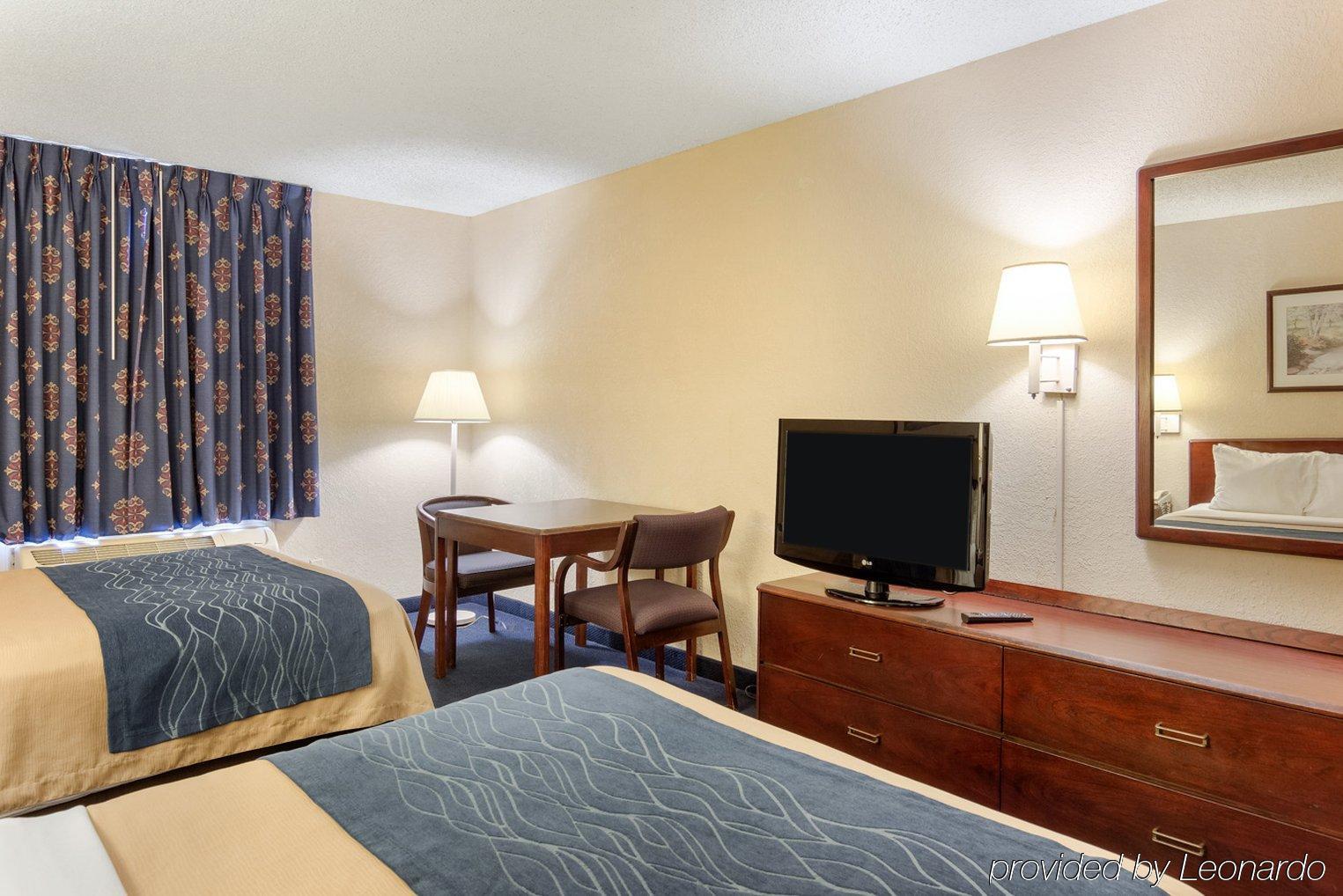 Quality Inn University Area Farmville Extérieur photo